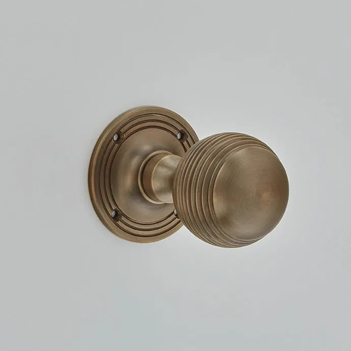 Large Reeded Ball Knob - 6346L