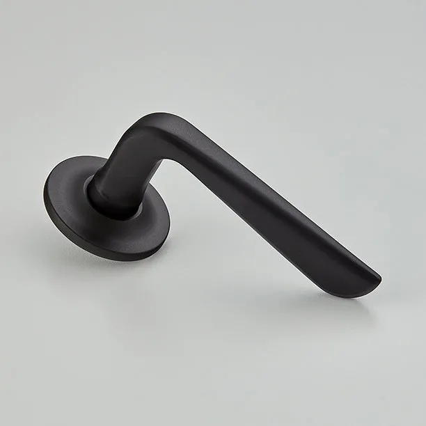 Celeste Door Handle on Plain Edge Covered Rose - 7220COV57A