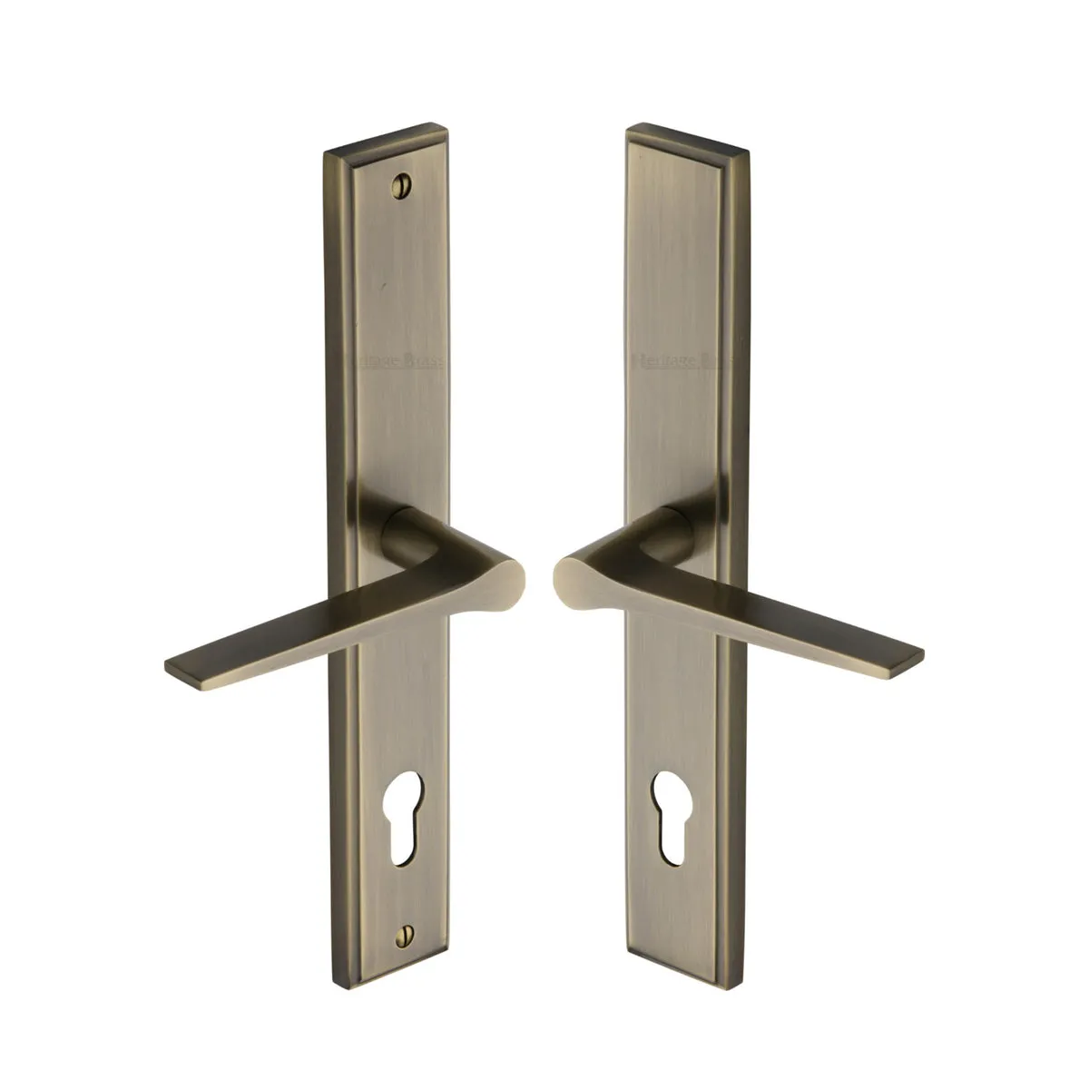 Gio RH Door Handle on Plate