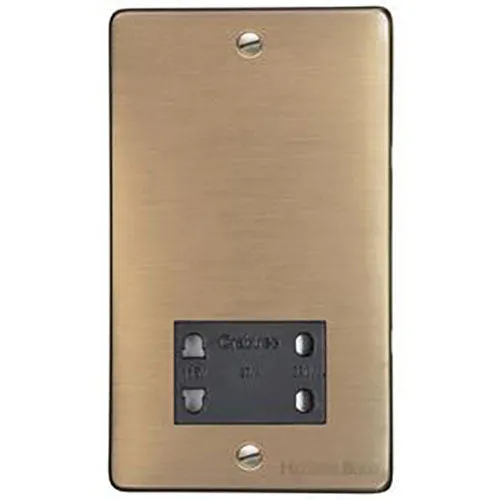 Elite Flat Plate Range-Antique Brass-Shaver Socket Output Voltage 110/240V