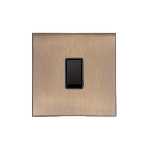 Windsor Range-Matt Antique Brass-1 Gang Intermediate Rocker Switch (10 Amp)