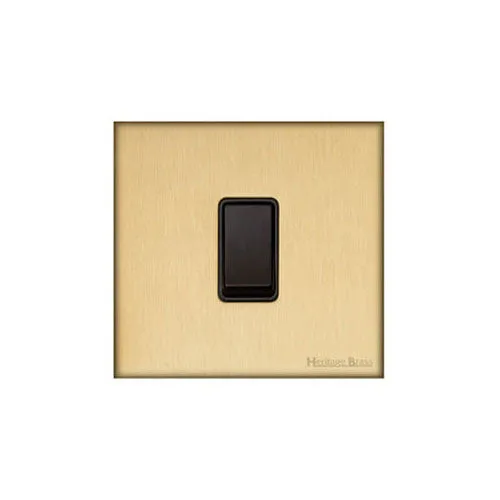 Windsor Range-Satin Brass-1 Gang Intermediate Rocker Switch (10 Amp)